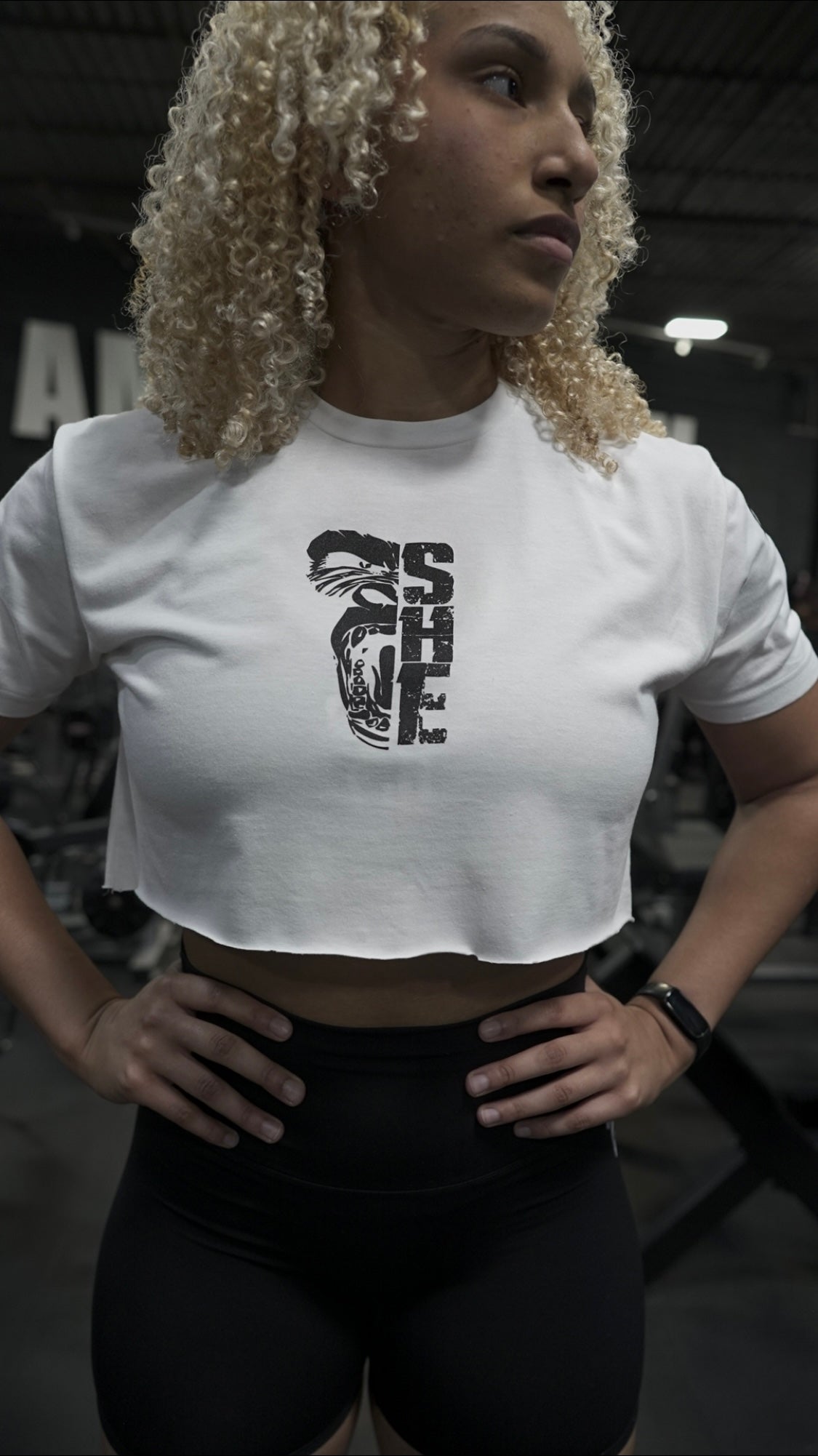 APE-X SHE CROP TEE